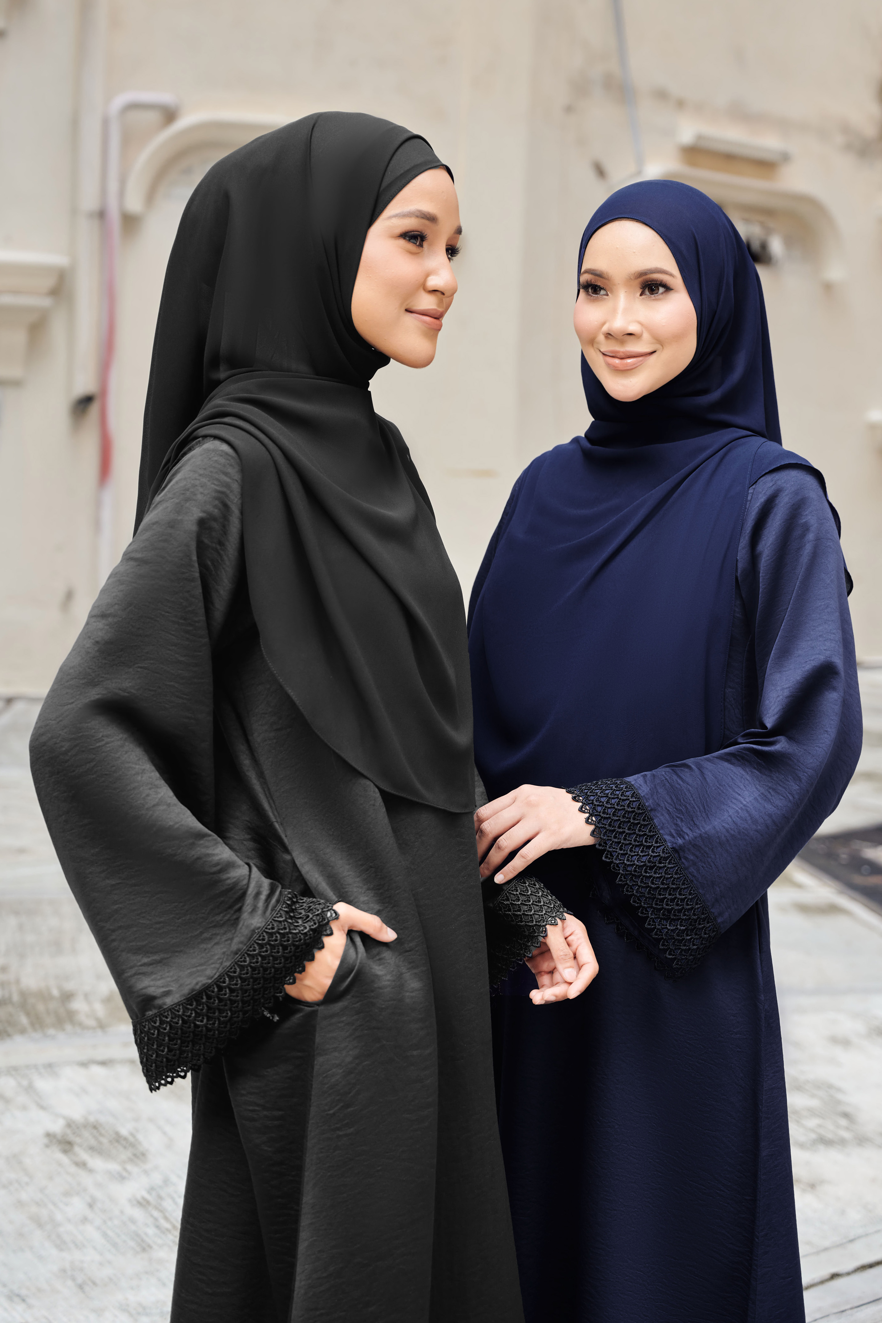 AISHA Jubah in Deep Blue